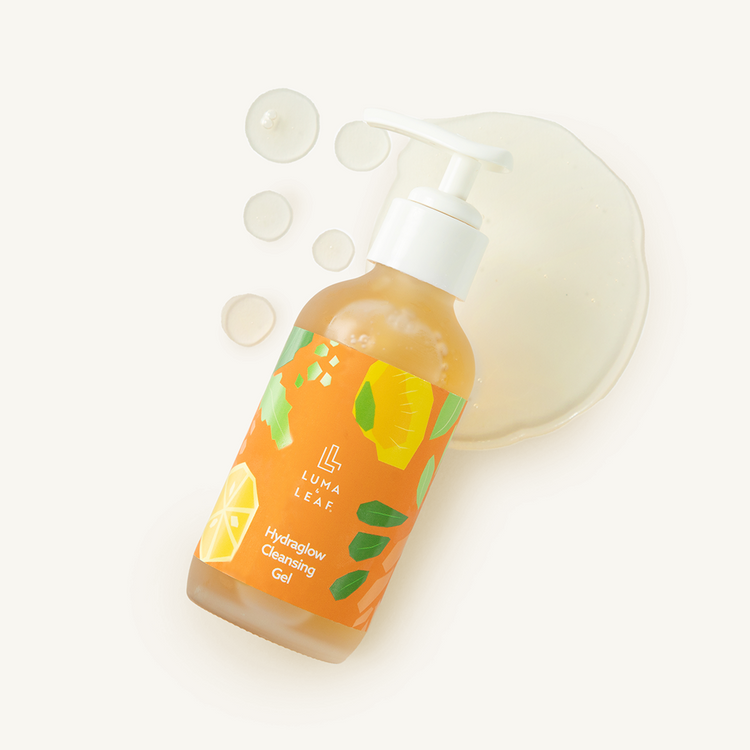Hydraglow gel cleanser texture, lightweight clear gel formula